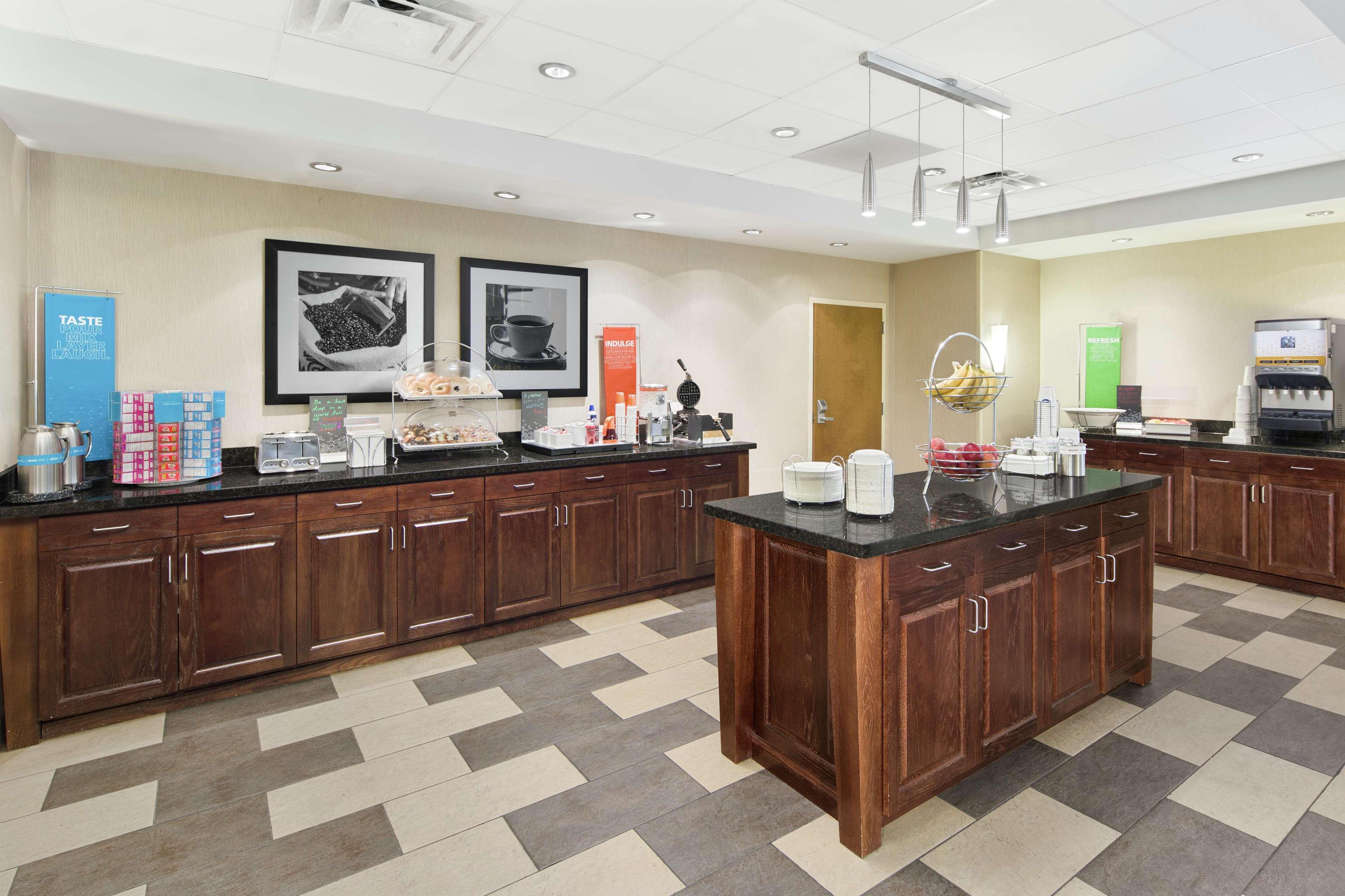 Hampton Inn Columbus/South-Fort Benning Екстер'єр фото