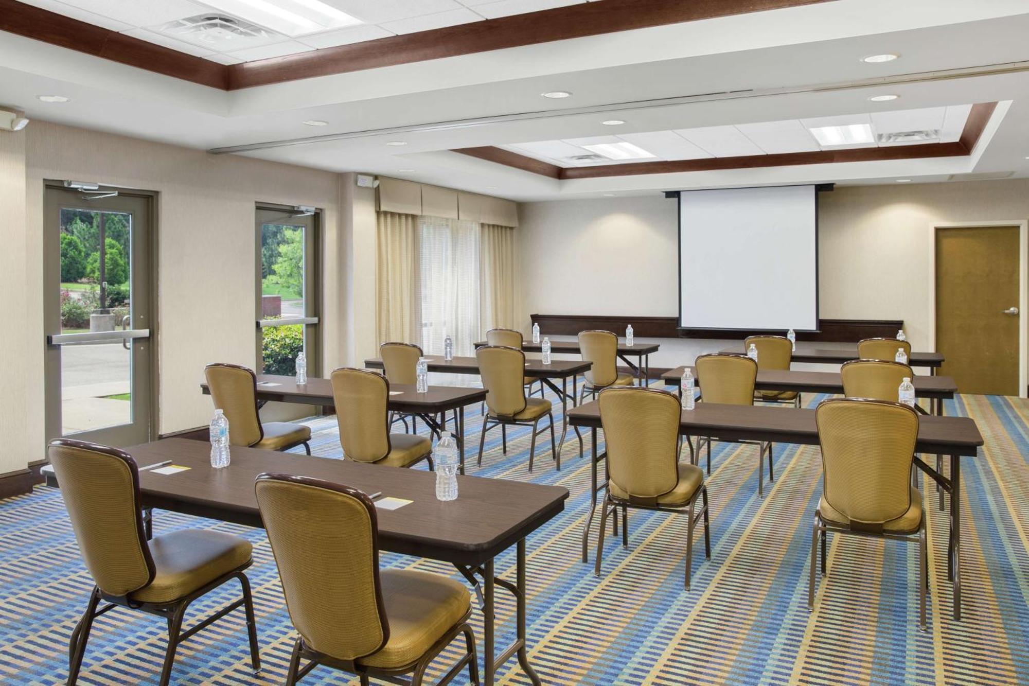 Hampton Inn Columbus/South-Fort Benning Екстер'єр фото