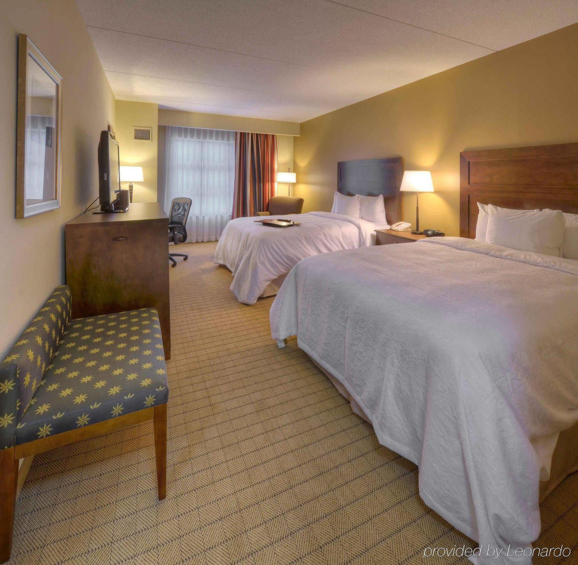 Hampton Inn Columbus/South-Fort Benning Екстер'єр фото