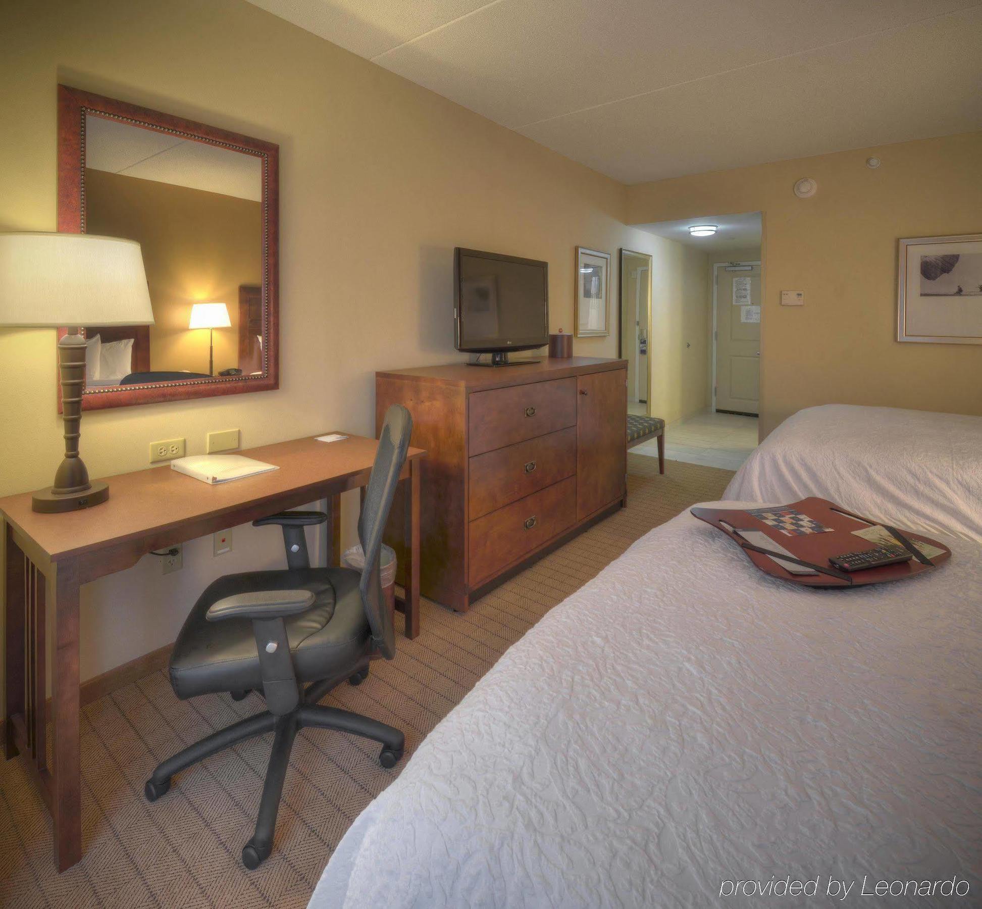 Hampton Inn Columbus/South-Fort Benning Екстер'єр фото
